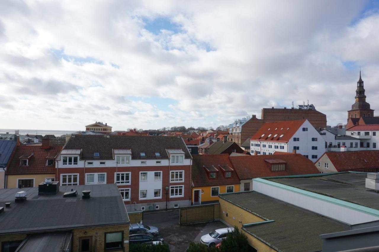 Prins Carl Ystad Luaran gambar